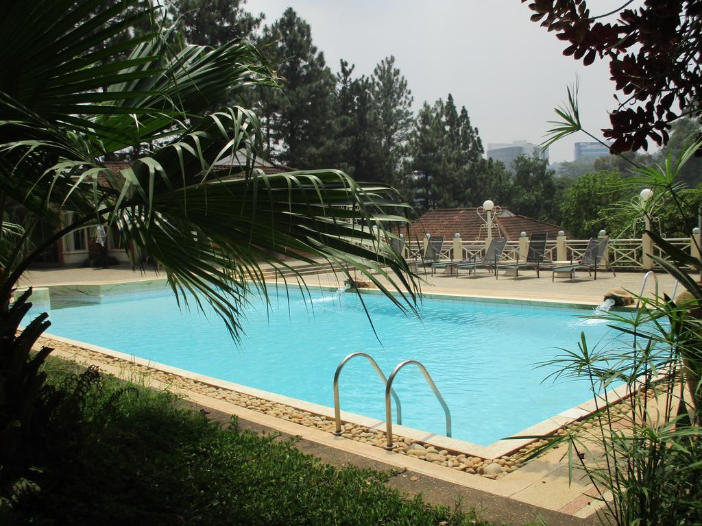 Golf Course Apartments 캄팔라 외부 사진